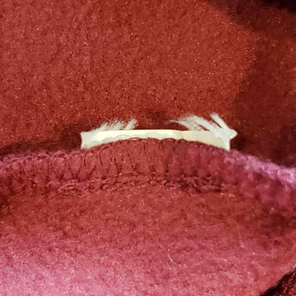 Ariattek Crossover Sweatshirt Women’s Size XL Red Logo Pullover Comfort - Picture 9 of 10